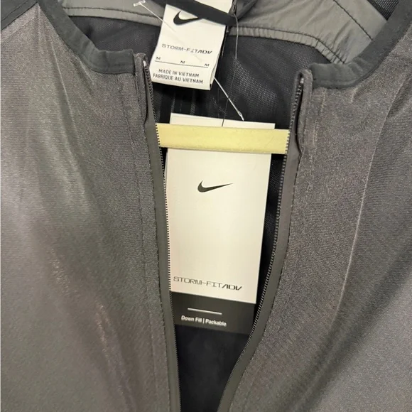 Nike NWT Storm-fit ADV down full running Packable Women's Black Jacket sz M - Picture 3 of 9